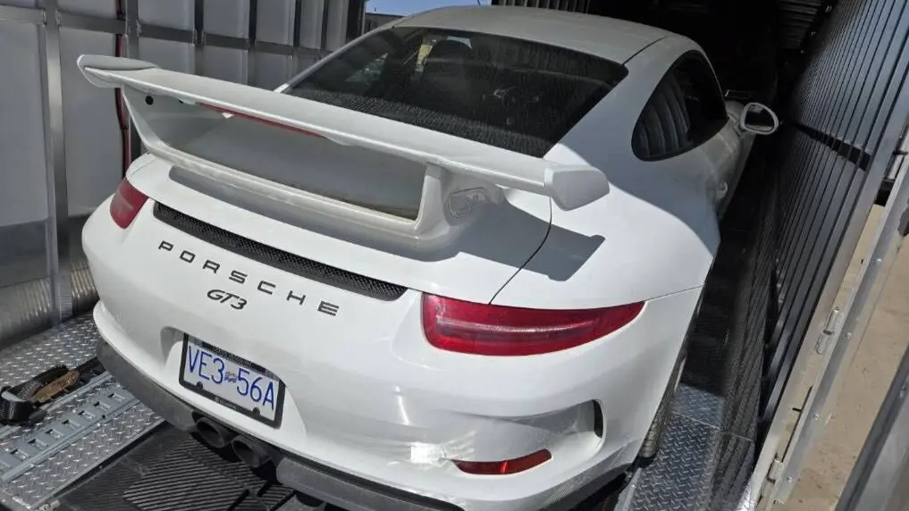 Car hauler driving toward Montreal